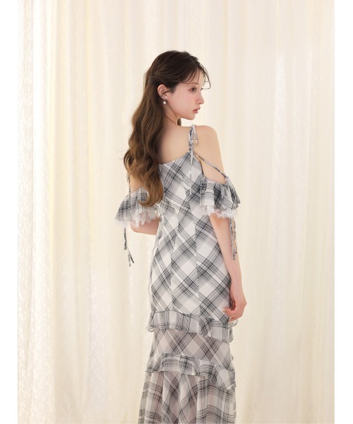 M me eme(エムミーエメ)の「Check chiffon mermaid onepiece(eme11019)(ワンピース・レディース・ブラック/ホワイト・FREE)」の5枚目の写真