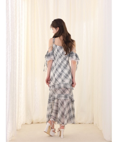 M me eme(エムミーエメ)の「Check chiffon mermaid onepiece(eme11019)(ワンピース・レディース・ブラック/ホワイト・FREE)」の7枚目の写真