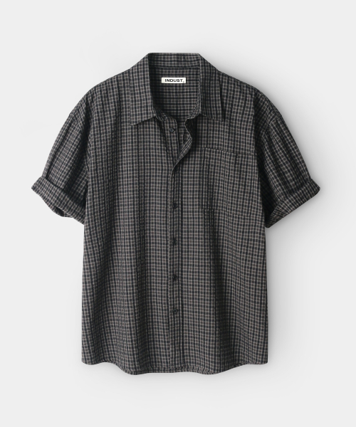 INDUST(インダスト)の「サマーウェイクチェックシャツ_ブラック(シャツ/ブラウス・メンズ・ブラック・1(S)/2(M)/3(L))」の2枚目の写真