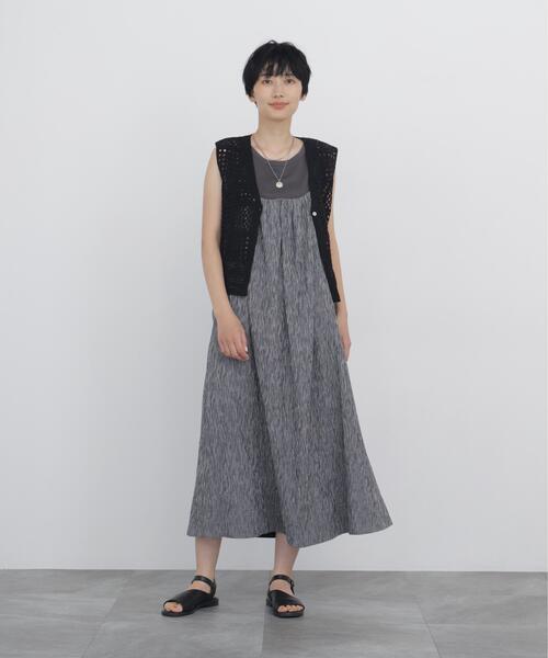 human woman(ヒューマンウーマン)の「◆【丈感調整可 / ウォッシャブル】高島ちぢみチェックキャミワンピース(ワンピース・レディース・ブラック系その他3/クリアブラウン・MEDIUM)」の7枚目の写真