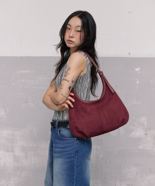 HAVEAWHALE(ハブアホエール)の「maro suede bag (BD)(ショルダーバッグ・レディース・その他・FREE)」の2枚目の写真