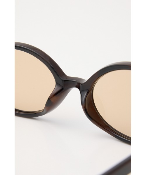 SLY(スライ)の「OVAL EYEWEAR オーバルアイウェア(メガネ・レディース・ブラウン/ブラック・FREE)」の4枚目の写真