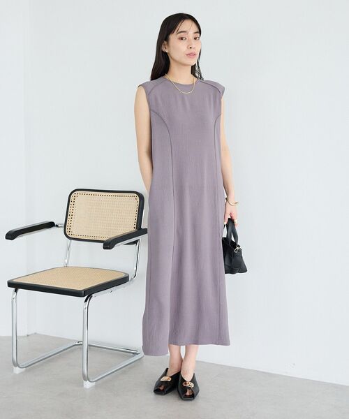 CRAFT STANDARD BOUTIQUE(クラフトスタンダードブティック)の「【接触冷感】ノースリーブワンピース(ワンピース・レディース・グレー/ダークブラウン・M/L)」の5枚目の写真