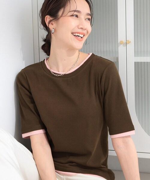 SHOO・LA・RUE（シューラルー）の「【S-LL/洗濯機可】二の腕隠れる 配色レイヤード風 5分袖Tシャツ（Tシャツ/カットソー・レディース・ブラウン系その他5/ブラック系4/グレー系4・04/03/02/01）」の3枚目の写真
