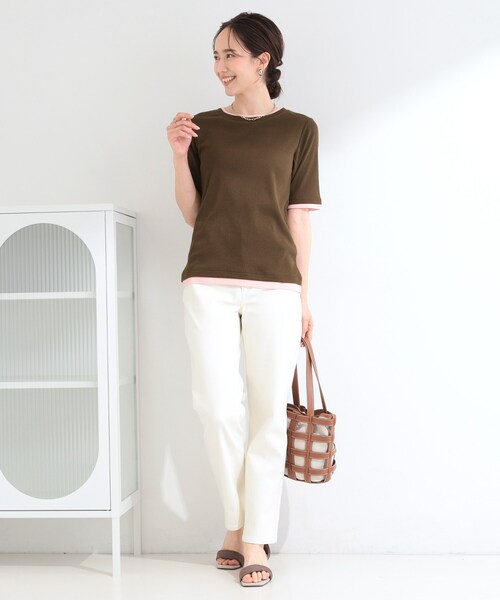 SHOO・LA・RUE（シューラルー）の「【S-LL/洗濯機可】二の腕隠れる 配色レイヤード風 5分袖Tシャツ（Tシャツ/カットソー・レディース・ブラウン系その他5/ブラック系4/グレー系4・04/03/02/01）」の14枚目の写真