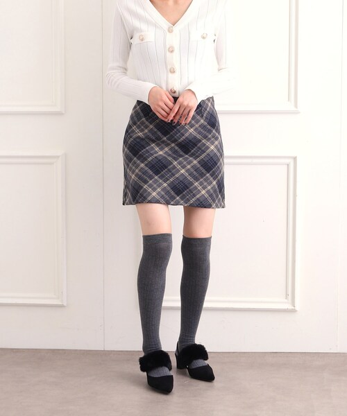 ESPERANZA(エスペランサ)の「【Fur Collection】ファー付き2WAYスリングバックミュールパンプス(パンプス・レディース・ブラック系/ベージュ系/ハウンドトゥース・LL/L/M/S)」の5枚目の写真