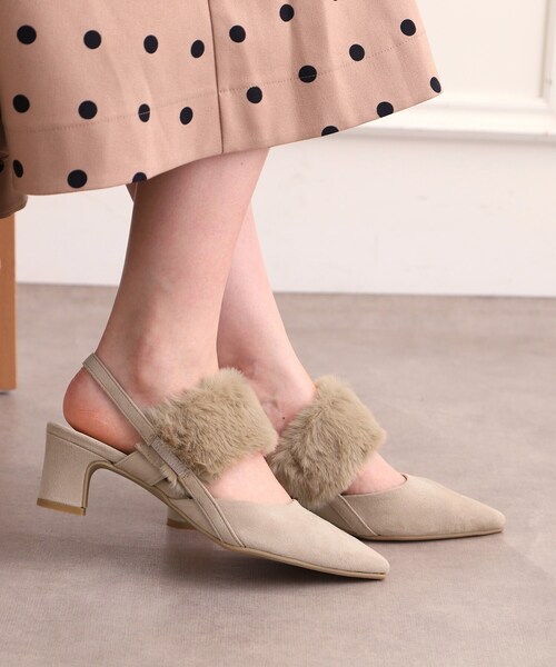 ESPERANZA(エスペランサ)の「【Fur Collection】ファー付き2WAYスリングバックミュールパンプス(パンプス・レディース・ブラック系/ベージュ系/ハウンドトゥース・LL/L/M/S)」の7枚目の写真