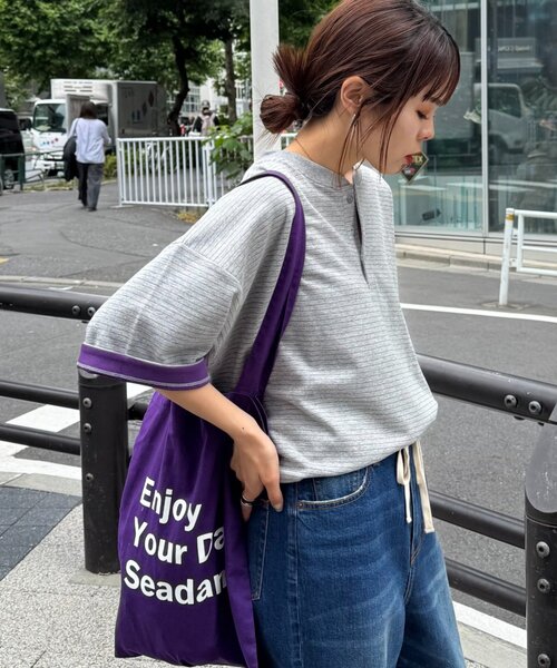 CIAOPANIC TYPY(チャオパニックティピー)の「【UNISEX】ボーダー配色ヘンリーTee(Tシャツ/カットソー・レディース・グレー/ネイビー/イエロー・MEDIUM/LARGE)」の5枚目の写真