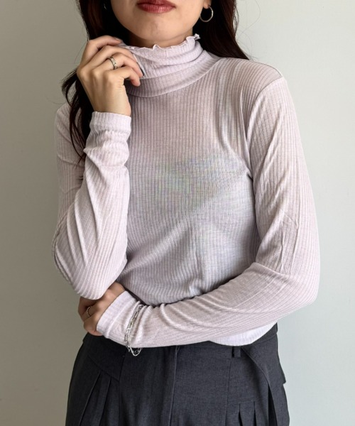 UNDOVE(アンドゥーブ)の「着る化粧品<MATOLIA>着て潤うシアーリブインナ(Tシャツ/カットソー・レディース・グレイッシュベージュ/ラベンダー/オフホワイト/ブラウン系・MEDIUM/LARGE/X-LARGE/XX-LARGE)」の4枚目の写真