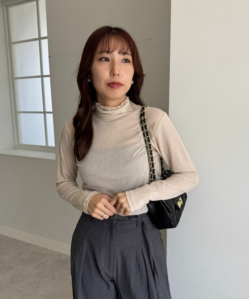 UNDOVE(アンドゥーブ)の「着る化粧品<MATOLIA>着て潤うシアーリブインナ(Tシャツ/カットソー・レディース・グレイッシュベージュ/ラベンダー/オフホワイト/ブラウン系・MEDIUM/LARGE/X-LARGE/XX-LARGE)」の20枚目の写真