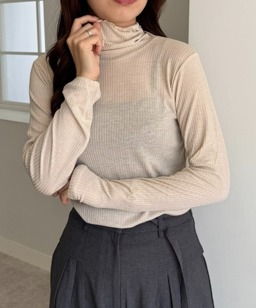 UNDOVE(アンドゥーブ)の「着る化粧品<MATOLIA>着て潤うシアーリブインナ(Tシャツ/カットソー・レディース・グレイッシュベージュ/ラベンダー/オフホワイト/ブラウン系・MEDIUM/LARGE/X-LARGE/XX-LARGE)」の10枚目の写真