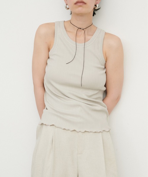 LARUTA（ラルータ）の「【LARUTA】強撚リブカップ付きタンクカットソー（タンクトップ・レディース・チャコールグレー/オフホワイト/ライトベージュ・FREE）」の15枚目の写真