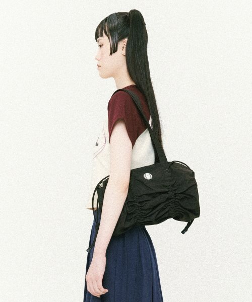 CCORIE(コーリーエ)の「ハンマーストリングショルダーバッグブラック(ショルダーバッグ・レディース・その他・FREE)」の1枚目の写真