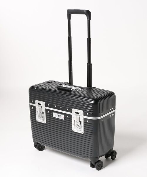 スーツケース　S　パイロット innovator/イノベーター】 Pilot Sries パイロット 30L（スーツケース