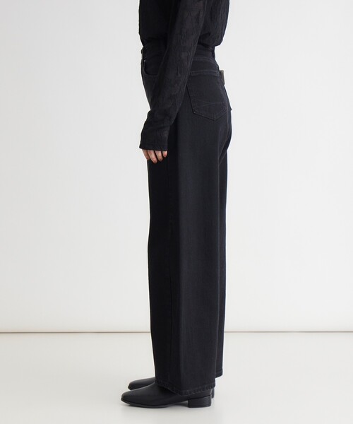 SOMETHING(サムシング)の「HANA CURVE TAPER(その他パンツ・レディース・ブラック・02/03/04/05)」の3枚目の写真