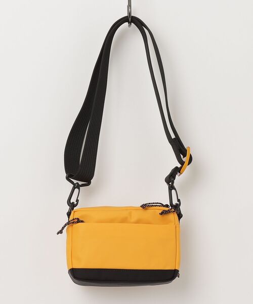 KODAK（コダック）の「コダックアパレル  Essential Square Mini Cross Bag 2.0（ショルダーバッグ・メンズ・イエロー・ﾌﾘ-）」の2枚目の写真