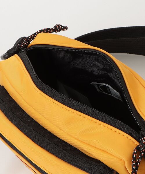 KODAK（コダック）の「コダックアパレル  Essential Square Mini Cross Bag 2.0（ショルダーバッグ・メンズ・イエロー・ﾌﾘ-）」の4枚目の写真
