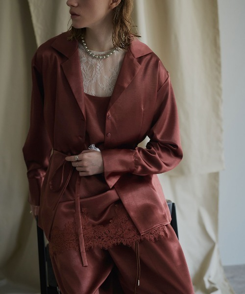 W:Huku（フーク）の「シルキーサテンレースキャミソール / Silky Satin Lace Camisole（キャミソール・レディース・ネイビー/オフホワイト/ピンク/ブラウン・FREE）」の6枚目の写真