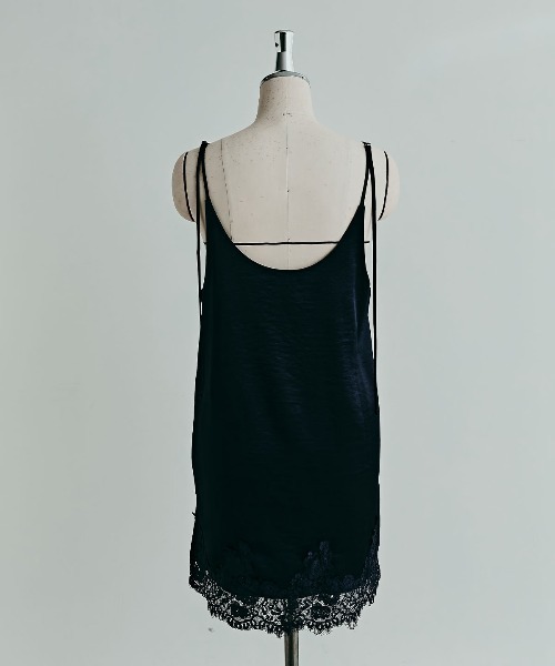 W:Huku（フーク）の「シルキーサテンレースキャミソール / Silky Satin Lace Camisole（キャミソール・レディース・ネイビー/オフホワイト/ピンク/ブラウン・FREE）」の18枚目の写真