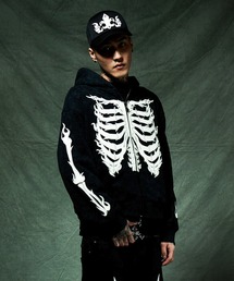 SUPPLIER（サプライヤー）の「ジップフーディ｜Fire Bones Leather Patch Zip Hoodie｜SUPPLIER（パーカー）」