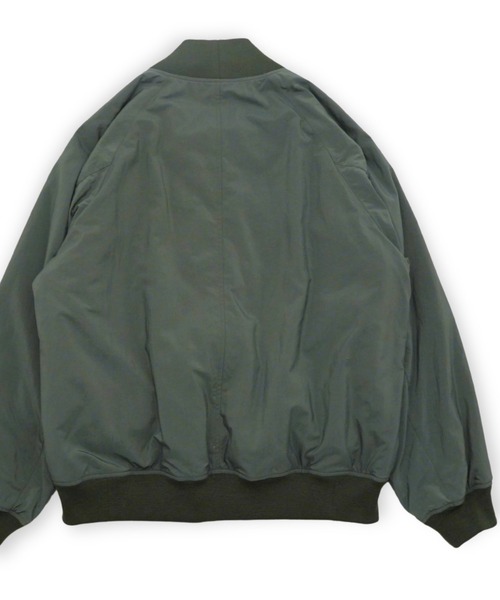 ATON(エイトン)の「【ATON】 FIBRIL NYLON SATIN FLIGHT JACKET(MA-1・メンズ・カーキ・4)」の7枚目の写真