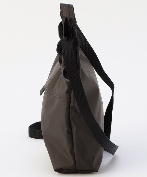 BAICYCLON by Bagjack（バイシクロン バイ バグジャック）の「BAICYCLON/バイシクロン 限定販売 210D NYLON MINI SHOULDER BAG / BCL-56（ショルダーバッグ・メンズ・ブラウン/ブラック・ﾌﾘ-）」の3枚目の写真