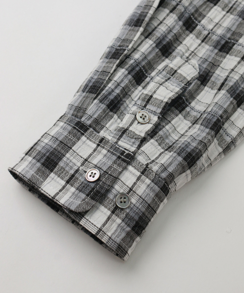 INDUST(インダスト)の「イフェクトチェックシャツ(ホワイト)(シャツ/ブラウス・レディース・ホワイト・1(S)/2(M)/3(L))」の4枚目の写真