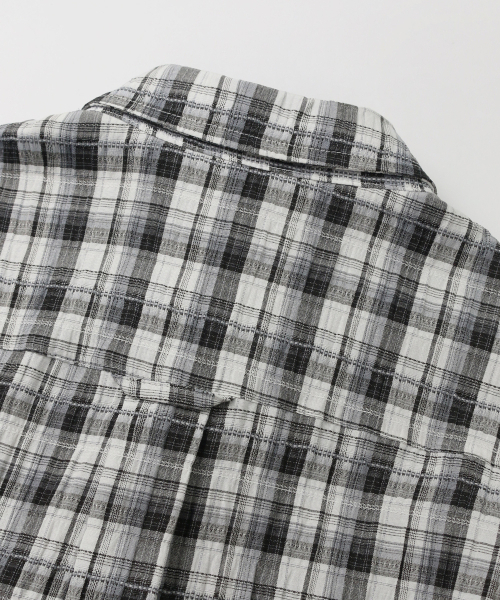 INDUST(インダスト)の「イフェクトチェックシャツ(ホワイト)(シャツ/ブラウス・レディース・ホワイト・1(S)/2(M)/3(L))」の6枚目の写真