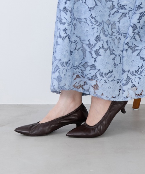 CORSO ROMA,9(コルソローマ)の「【CORSO ROMA,9】ギャザーパンプス-gather pumps(パンプス・レディース・ブラック/ダークブラウン・38/37)」の5枚目の写真
