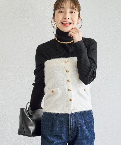 La boutique BonBon(ラブティックボンボン)の「ラメフェザービスチェ(ニット/セーター・レディース・ゴールド/オフホワイト・FREE)」の7枚目の写真