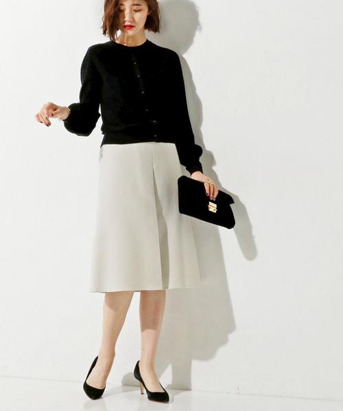 UNITED ARROWS（ユナイテッドアローズ）の「UGBT リバー ボックス スカート（スカート・レディース・ナチュラル/ネイビー・40/38/36）」の2枚目の写真