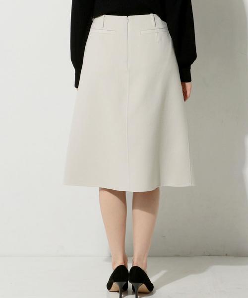 UNITED ARROWS（ユナイテッドアローズ）の「UGBT リバー ボックス スカート（スカート・レディース・ナチュラル/ネイビー・40/38/36）」の8枚目の写真