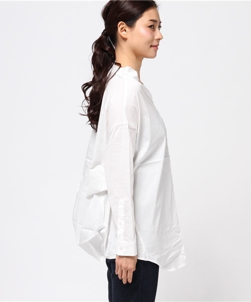 COLONY 2139(コロニートゥーワンスリーナイン)の「ストレッチブロード抜き衿シャツ(シャツ/ブラウス・レディース・ベージュ/ネイビー/ホワイト・FREE)」の5枚目の写真