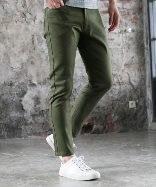 THE CASUAL(カジュアル)の「カツラギ素材 ストレッチ アンクル パンツ(その他パンツ・メンズ・チャコール/モカ/ベージュ/ブラック/オリーブ/ワイン/アイボリー/ネイビー/ホワイト/ライトベージュ/ライトグレー/サックスブルー・M/XL/S/L)」の9枚目の写真