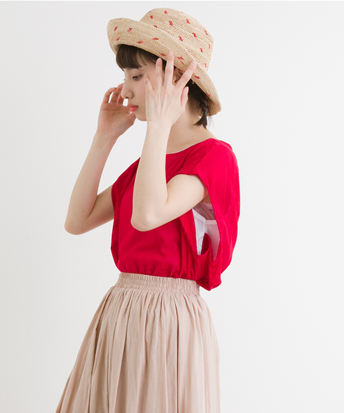 MERLOT（メルロー）の「インナードッキングシアークロップドプルオーバー4619（シャツ/ブラウス・レディース・オフホワイト/ブルー/レッド/モカ/ブラック・FREE）」の5枚目の写真