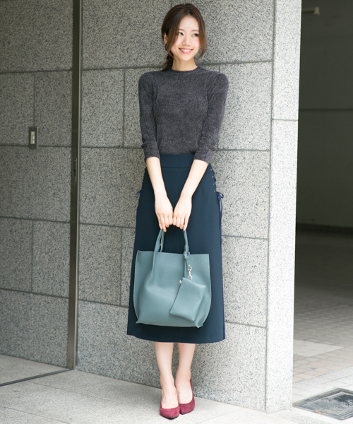 RODE SKO（ロデスコ）の「ANNI アウトステッチトートバッグ（トートバッグ・レディース・レッド/ブラック/ベージュ系その他/グレー/オレンジ/ブルー・ONE）」の17枚目の写真