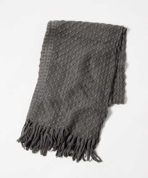 U.Q（ユウキュウ）の「ラッセル編みストール（ストール/ショール・レディース・ネイビー/ブラック/ライトベージュ/グレー・FREE）」の6枚目の写真