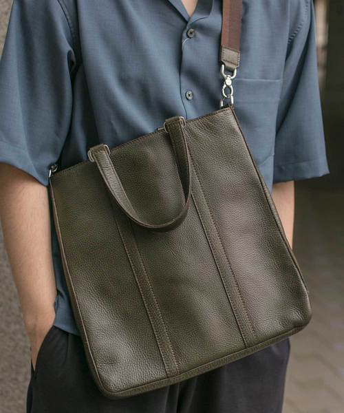 aniary アニアリ　グラインドレザー　トートバッグ　希少カラー 新定番アルティザンレザー、3つのニューカラーでさらに豊かに。