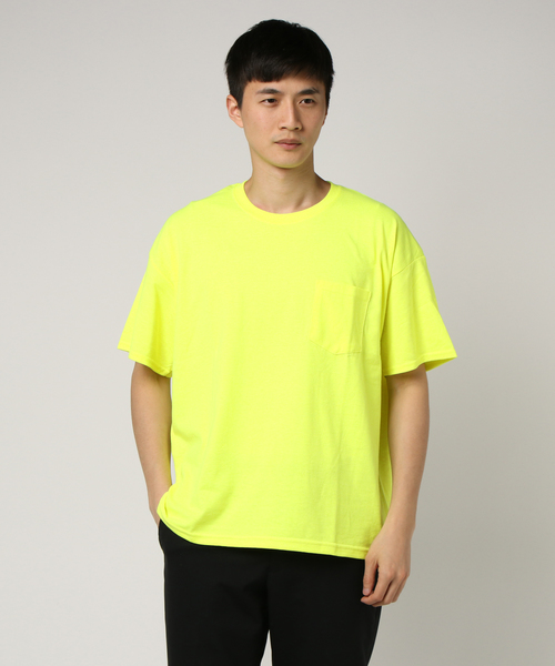 GILDAN（ギルダン）の「WEGO/GILDANビッグシルエットポケットTシャツ（Tシャツ/カットソー・メンズ・オレンジ/ブラック/パープル/ライム/レッド/オートミール/ホワイト/ベージュ・XX-LARGE/X-LARGE）」の6枚目の写真
