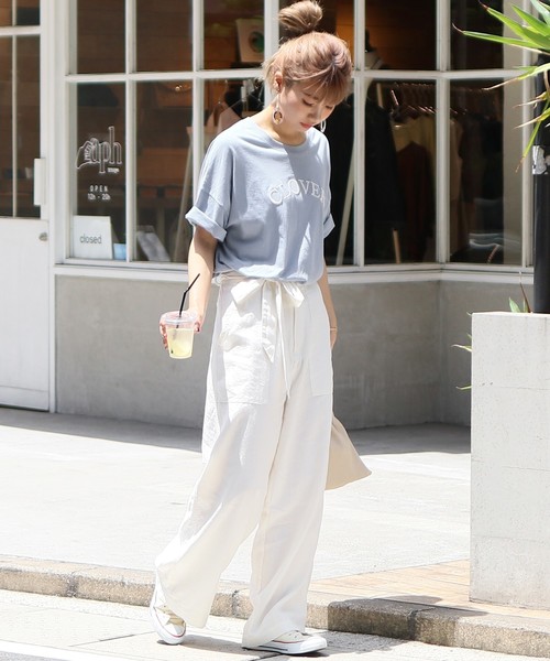 reca（レカ）の「ゆったり楽ちん◇ビッグシルエット 刺繍ロゴTシャツ　-CLOVER-（Tシャツ/カットソー・レディース・ホワイト/グレー/ブルー系その他/スモークピンク・FREE）」の7枚目の写真