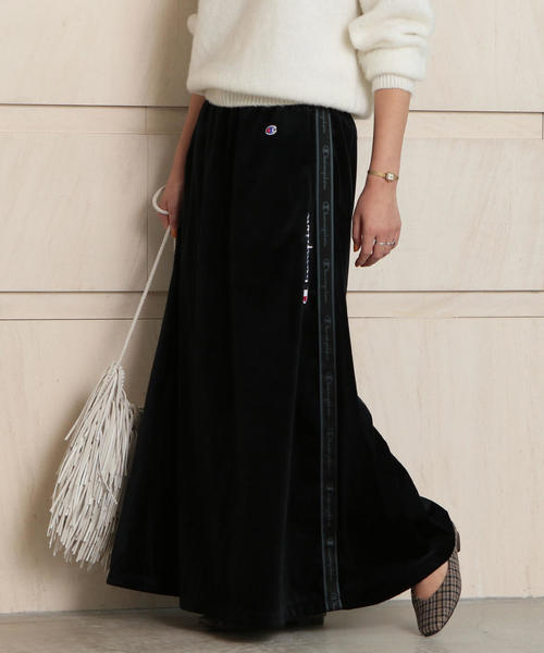 Champion（チャンピオン）の「【別注】＜Champion（チャンピオン）＞∴ベロアマキシスカート（スカート・レディース・ブラック/ダークブラウン・FREE）」の2枚目の写真
