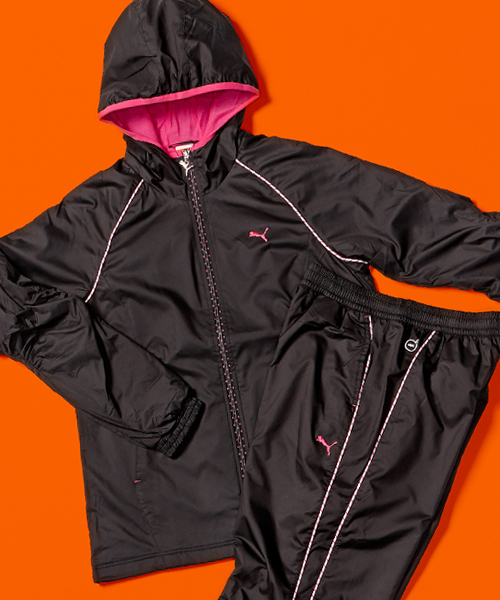 PUMA(プーマ)の「裏トリコット フード付ウーブンジャケット (WOMEN)(パーカー・レディース・ブラック×レッド/ブラック×パープル/ブラック×ブルー/ネイビー系・LARGE/MEDIUM/O/SMALL)」の20枚目の写真