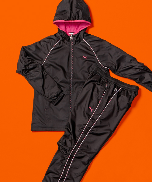 PUMA(プーマ)の「裏トリコット フード付ウーブンジャケット (WOMEN)(パーカー・レディース・ブラック×レッド/ブラック×パープル/ブラック×ブルー/ネイビー系・LARGE/MEDIUM/O/SMALL)」の21枚目の写真