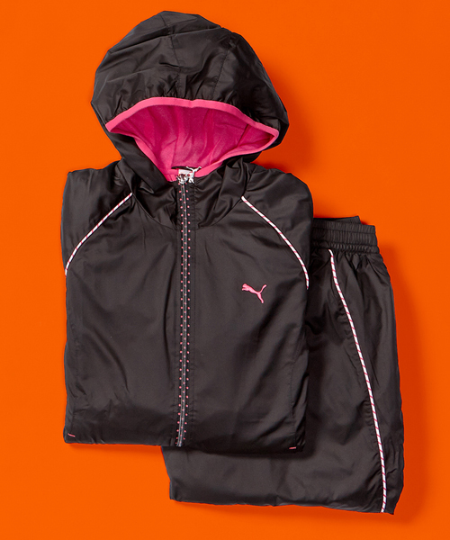 PUMA(プーマ)の「裏トリコット フード付ウーブンジャケット (WOMEN)(パーカー・レディース・ブラック×レッド/ブラック×パープル/ブラック×ブルー/ネイビー系・LARGE/MEDIUM/O/SMALL)」の22枚目の写真