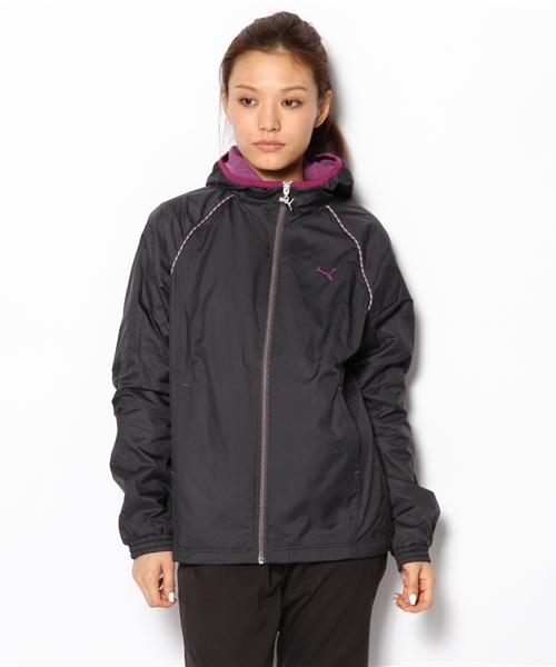 PUMA(プーマ)の「裏トリコット フード付ウーブンジャケット (WOMEN)(パーカー・レディース・ブラック×レッド/ブラック×パープル/ブラック×ブルー/ネイビー系・LARGE/MEDIUM/O/SMALL)」の5枚目の写真