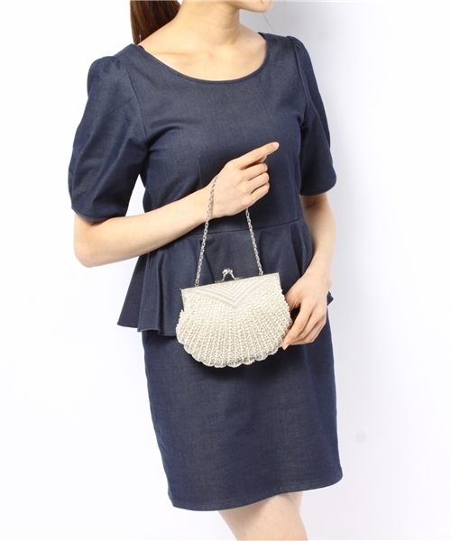 Demi-Luxe BEAMS(デミルクス ビームス)の「Di bello / パールビーズ シェル パーティバッグ(ショルダーバッグ・レディース・シルバー/ゴールド・ONE SIZE)」の3枚目の写真