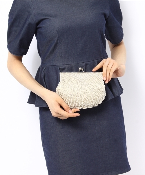 Demi-Luxe BEAMS(デミルクス ビームス)の「Di bello / パールビーズ シェル パーティバッグ(ショルダーバッグ・レディース・シルバー/ゴールド・ONE SIZE)」の4枚目の写真