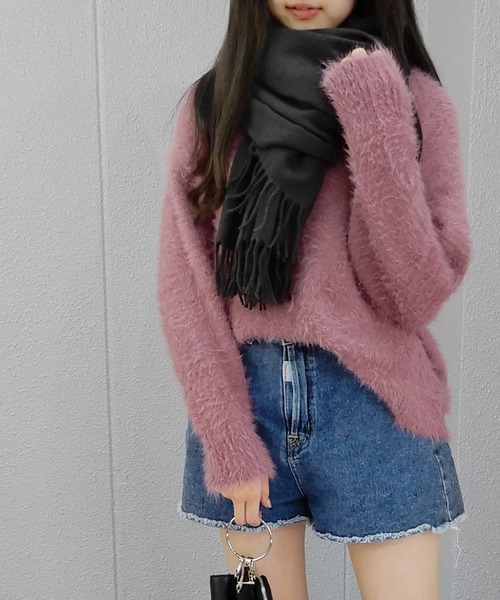 minia(ミニア)の「【洗える】ウールタッチやわらか大判ストール < チェック・無地 > ◆(ストール/ショール・レディース・グレー系その他/ベージュ系その他/レッド系その他/ブラック/ベージュ/ベージュ系その他2/ブラック系その他/グリーン系その他/ピンク系その他/ブラック系その他2/レッド系その他2/ライトパープル/ダークグリーン/ブルー系その他/ブラウン系その他/ブラウン/グレー系その他2/ベージュ系その他3/ブルー系その他2/チャコールグレー/マスタード/レッド・FREE)」の5枚目の写真