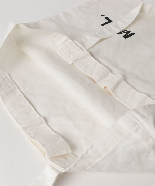 MHL.（エムエイチエル）の「LIGHT COTTON DRILL（トートバッグ・メンズ・ホワイト・FREE）」の2枚目の写真
