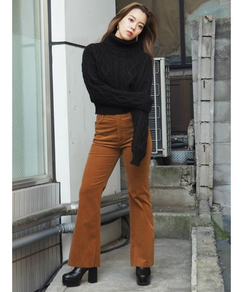 EVRIS（エヴリス）の「ベロアライクブーツカットパンツ（その他パンツ・レディース・ブラック/ブラウン・MEDIUM/SMALL）」の3枚目の写真